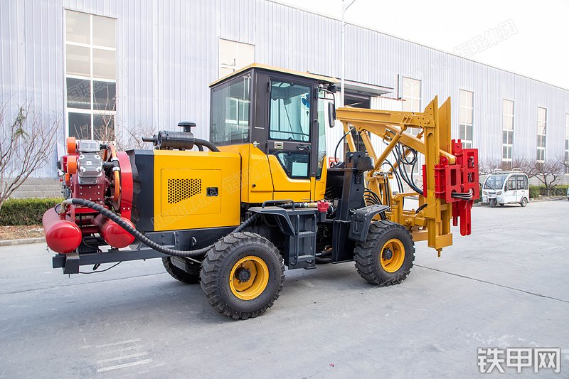 恒旺集团HW920-S(Z)-DBZ加3.5/5空压机 装载打桩机整机外观