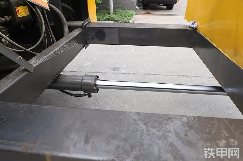 恒旺集团15m锚固钻机局部