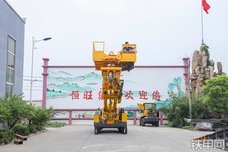 恒旺集团12m（低配）锚固钻机整机外观