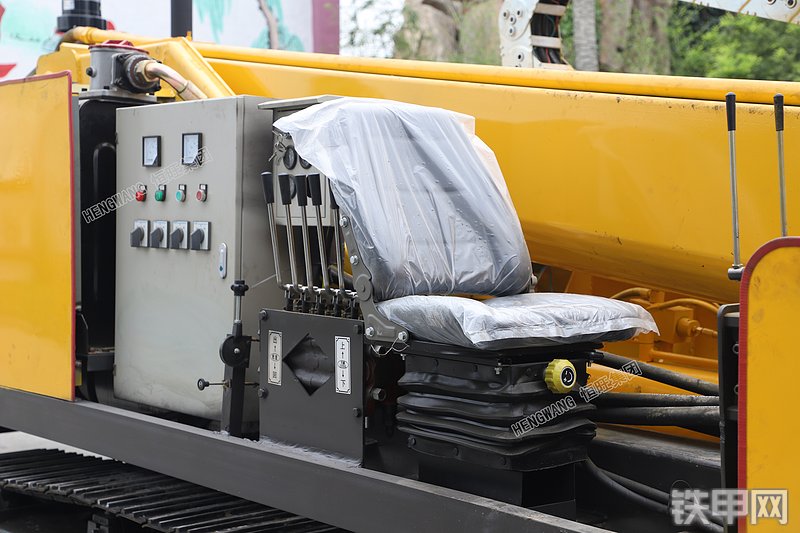 恒旺集团15m锚固钻机局部