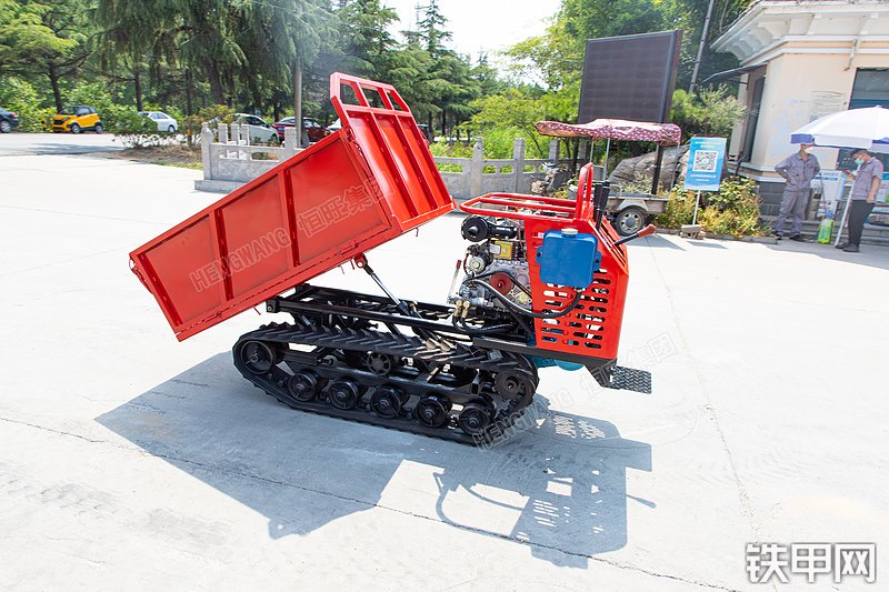 恒旺集团HW1200L履带运输车整机外观