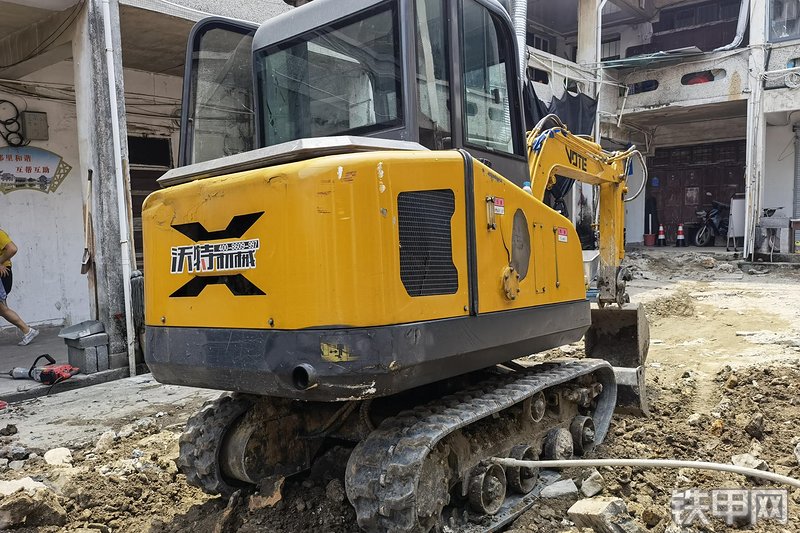 沃特VTW-18S挖掘机整机外观