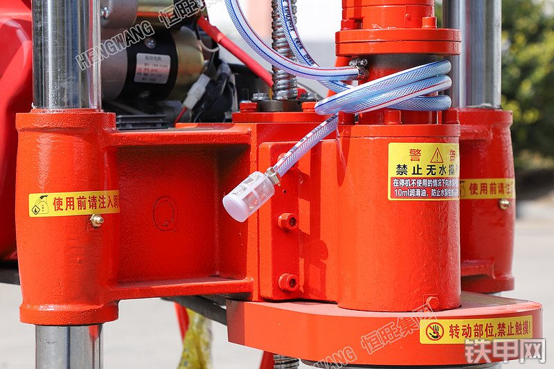 恒旺集团HWX-350-C勘探钻机局部