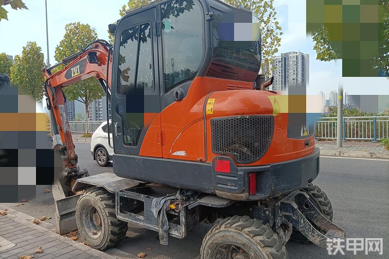 中伟卓特60挖掘机整机外观