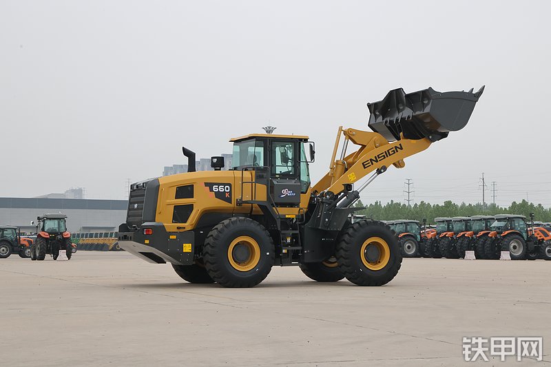 英轩重工yx660k轮式装载机