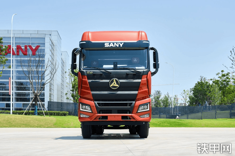 三一重卡新英才黄金版（HQC42503S1Y11F）牵引车整机外观