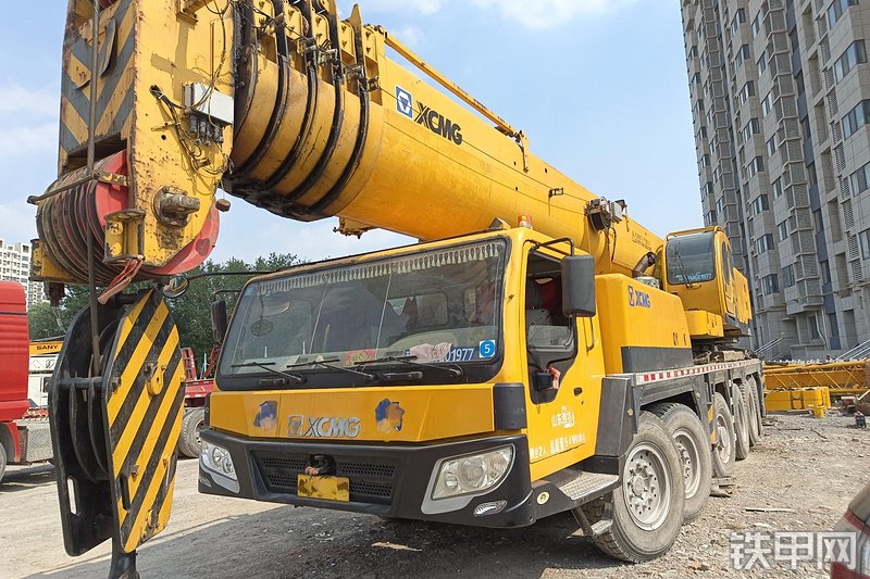 徐工XZJ5559 JQZ130K起重机整机外观