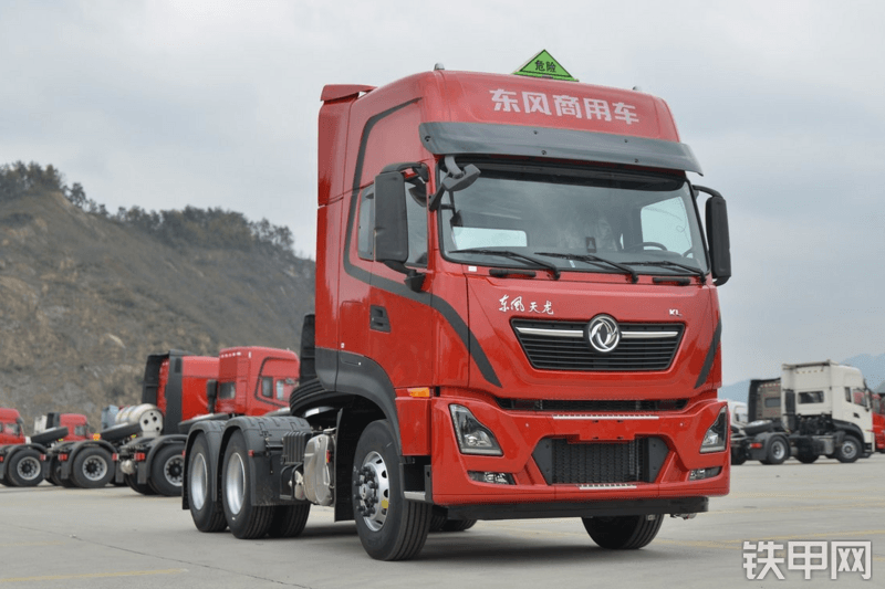 东风dfh4250d17半挂牵引车