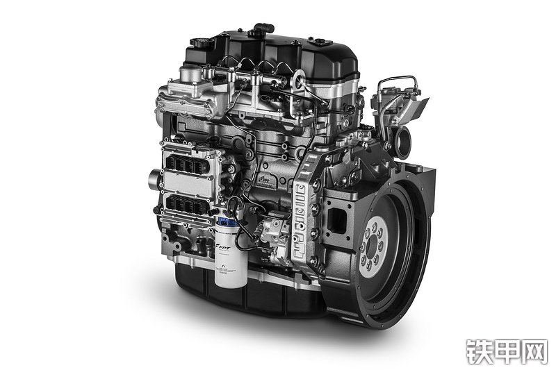 菲亚特动力科技NEF45发动机整机外观