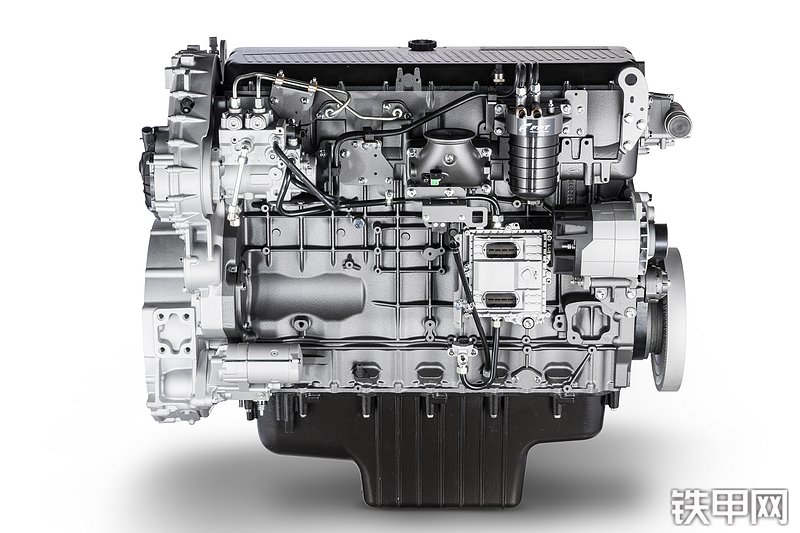菲亚特动力科技CURSOR 16发动机整机外观