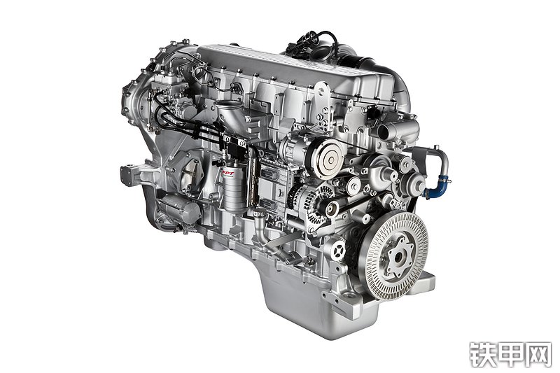 菲亚特动力科技CURSOR 13发动机整机外观