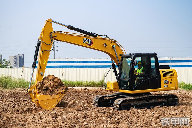 卡特彼勒新一代CAT®313 GC 液压挖掘机整机外观
