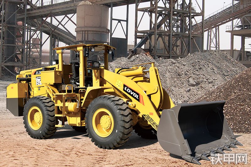 雷沃重工zl30e1轮式装载机