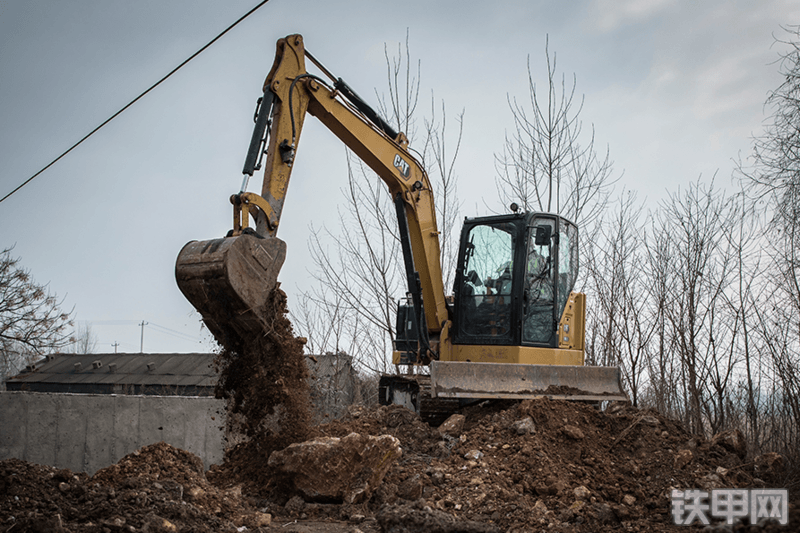 卡特彼勒CAT®306.5 迷你型液压挖掘机整机外观