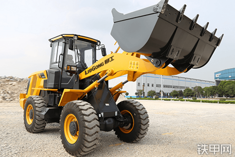 柳工835H国四装载机整机外观