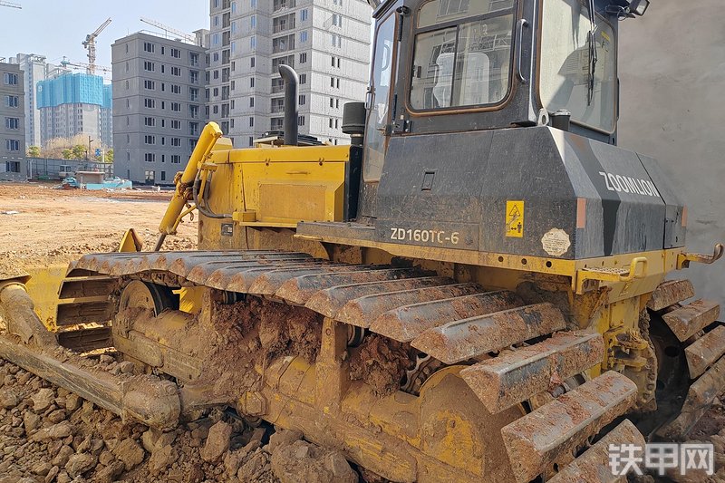 中联重科zd160tc6履带式推土机