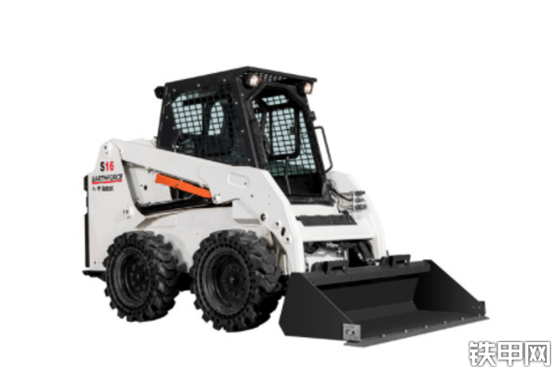 山猫S16滑移装载机整机外观
