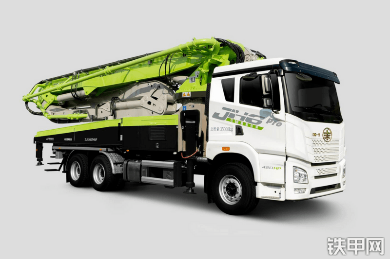 中联重科三桥50M解放国六泵车整机外观