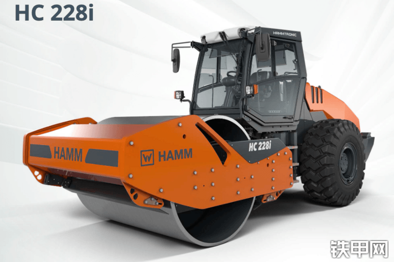 悍马HC 228i国四压路机整机外观