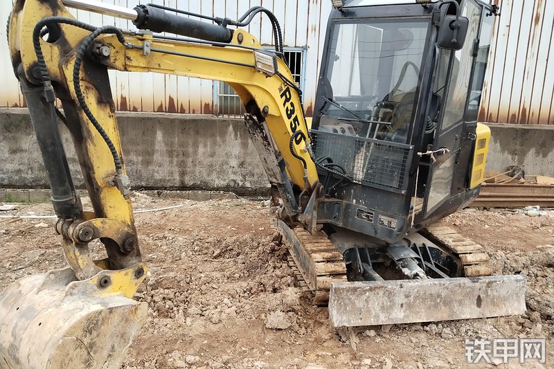 山东立派r350jbt履带式挖掘机