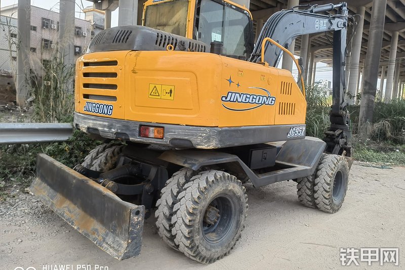 劲工JG90Z-8挖掘机整机外观