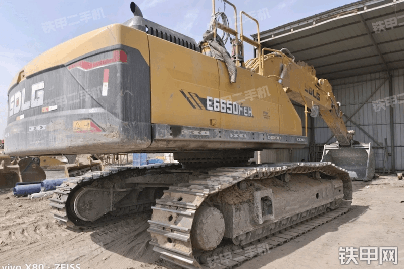 山东临工e6650f履带式挖掘机
