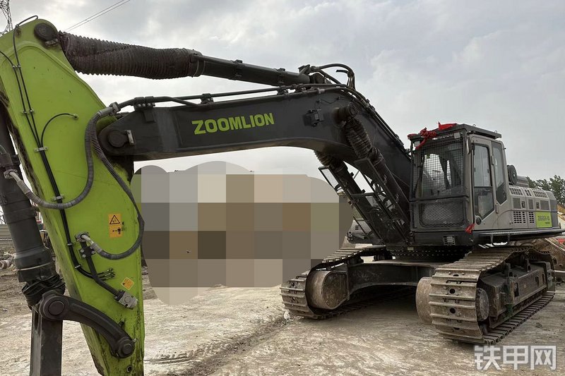 中联重科ZE650EK-10挖掘机整机外观