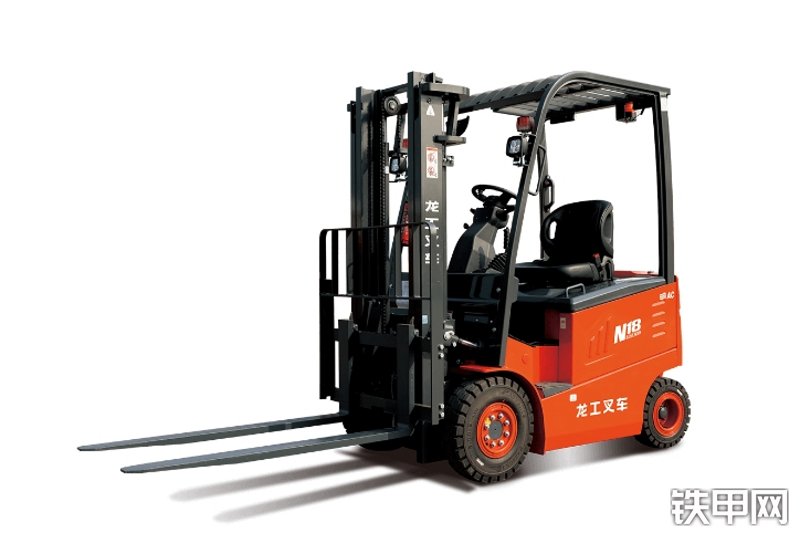 龙工CPD18N叉车整机外观