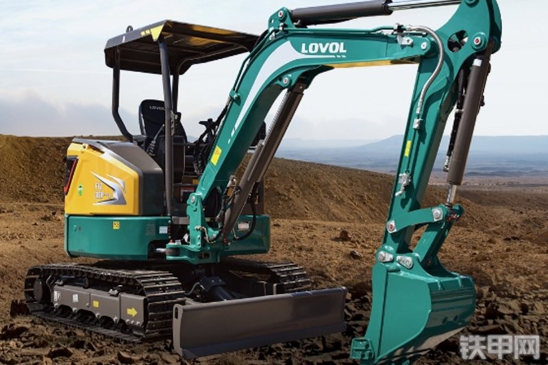 雷沃重工FR30Fu履带式挖掘机