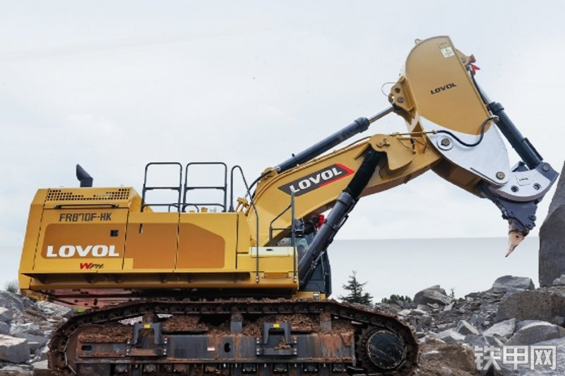 雷沃重工FR870FHK履带式挖掘机