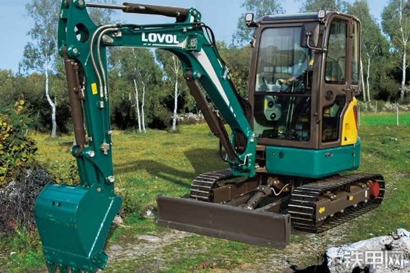 雷沃重工FR36Fu履带式挖掘机