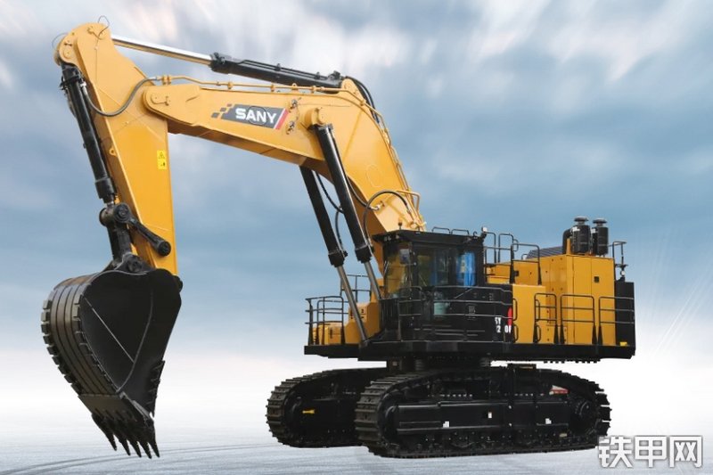 三一重工SY1350H履带式挖掘机