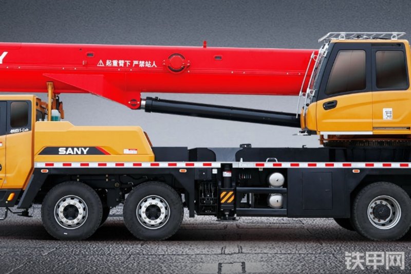 三一重工STC500E5BEV-8起重机整机外观