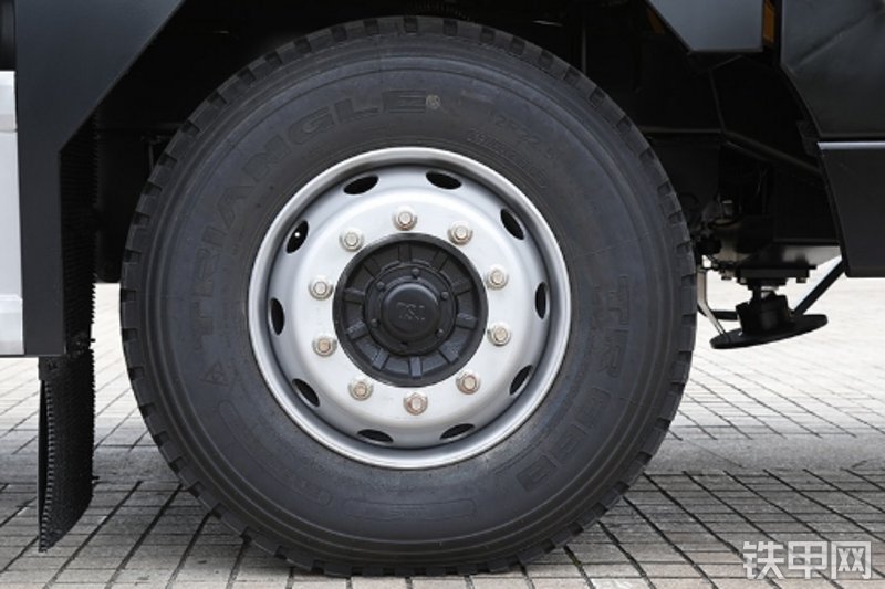 三一重工STC250E-1混动版起重机局部