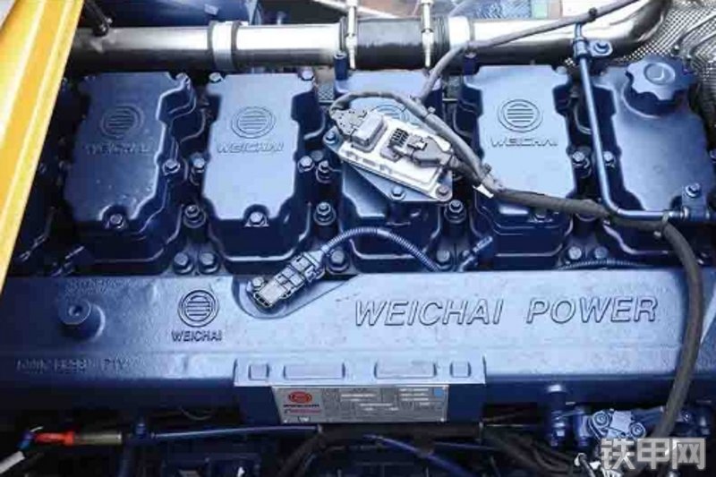 三一重工STC2400C8-8起重机局部