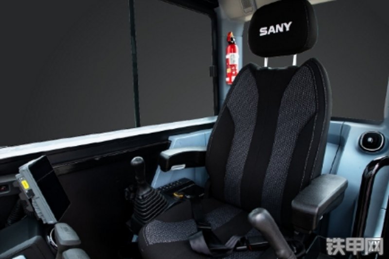 三一重工SY60C（国四）挖掘机局部