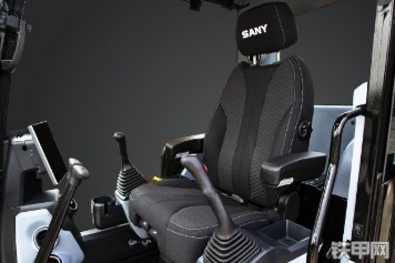 三一重工SY205C-S挖掘机局部