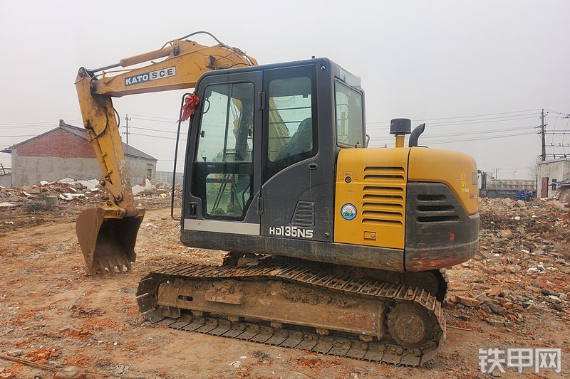 加藤中骏100NS-N挖掘机图解( )