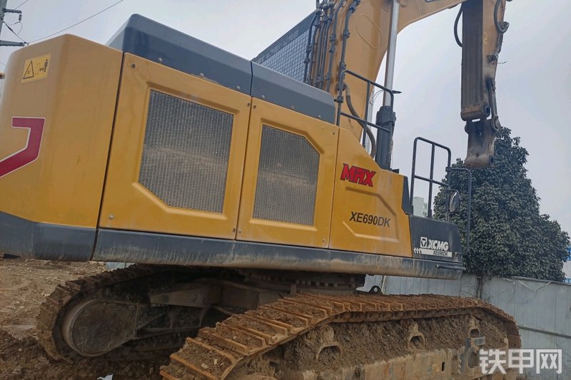徐工XE690DK挖掘机局部