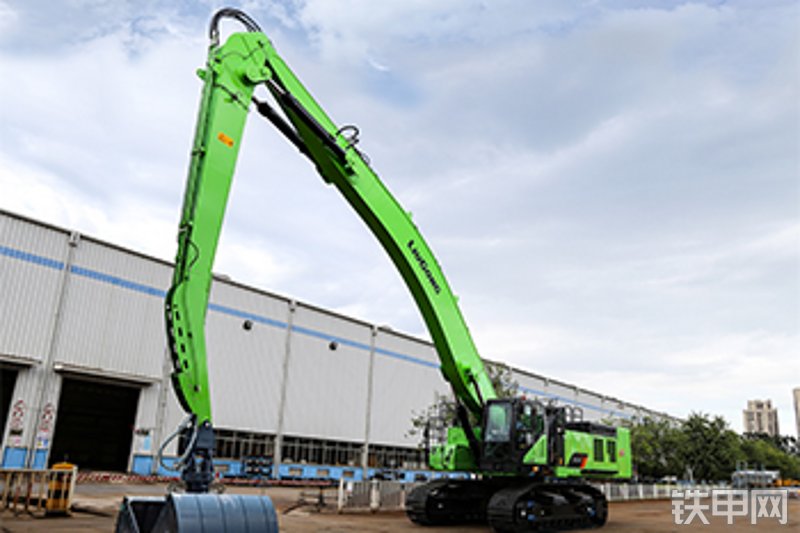 柳工973FMH挖掘机整机外观