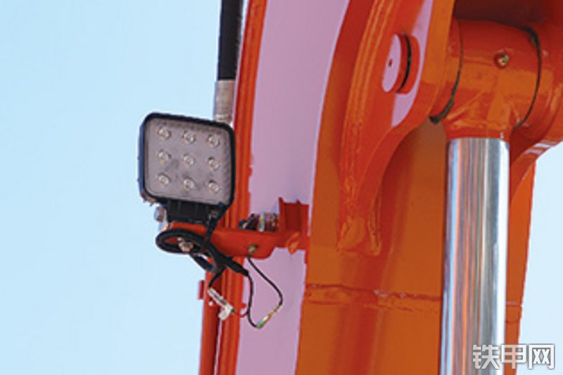 日立ZX75-6A国四挖掘机局部