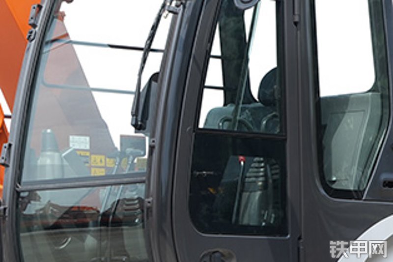 日立ZX70-6A国四挖掘机局部