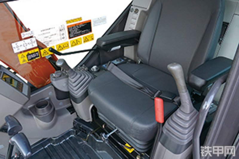 日立ZX65-6A国四挖掘机局部