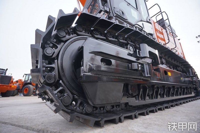 日立ZX550LCH-6A挖掘机局部