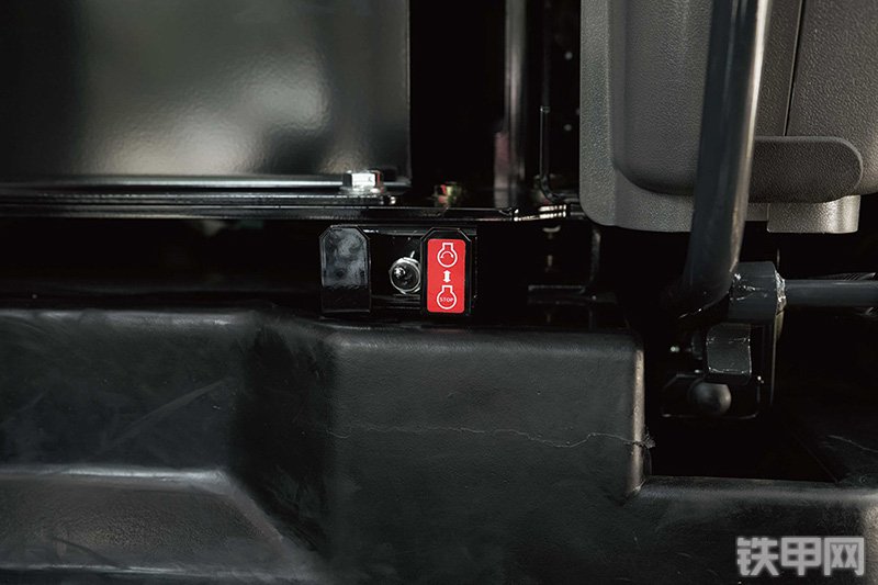 日立ZX60C-6A国四挖掘机局部