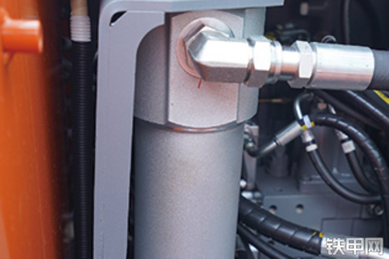 日立ZX130C-6A挖掘机局部