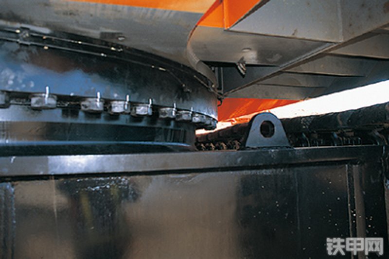 日立EX1900-6挖掘机局部