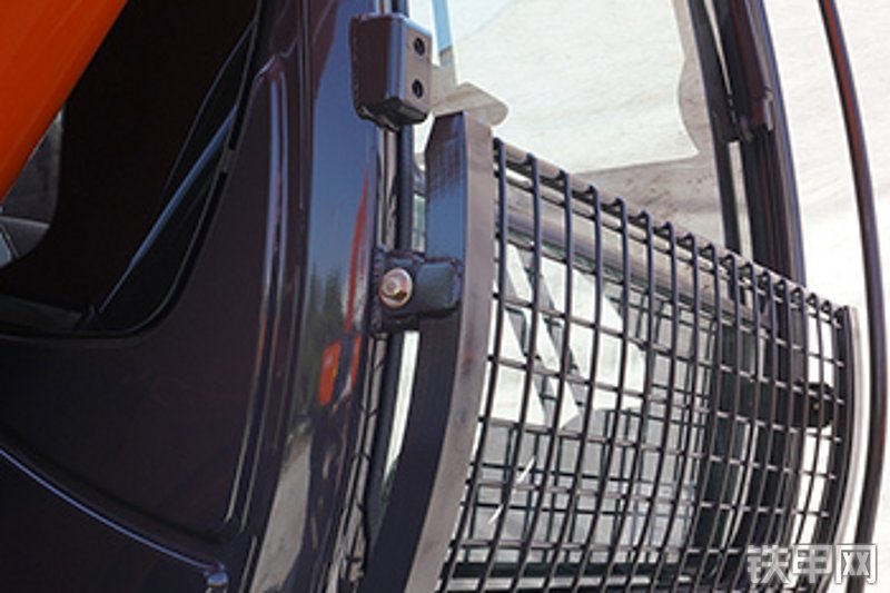 日立ZX370K-6A国四挖掘机局部