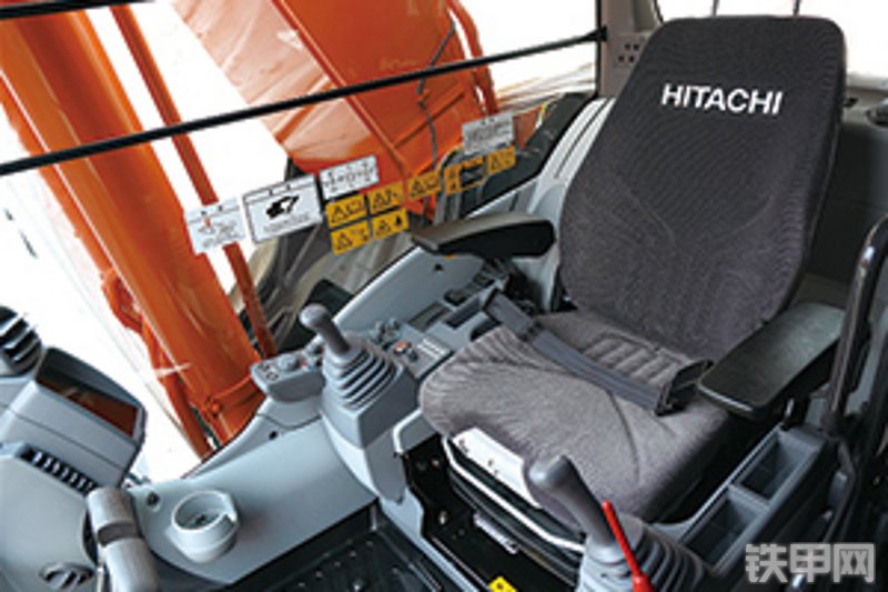 日立ZX370H-6A国四挖掘机局部