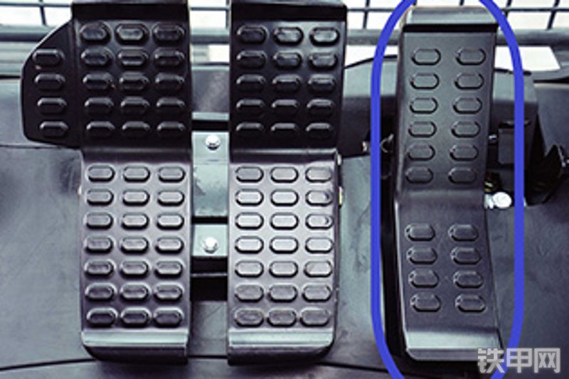 日立ZX130-6A国四挖掘机局部